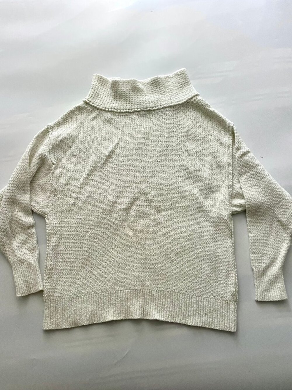 Free People White long neck cotton sweater size XS